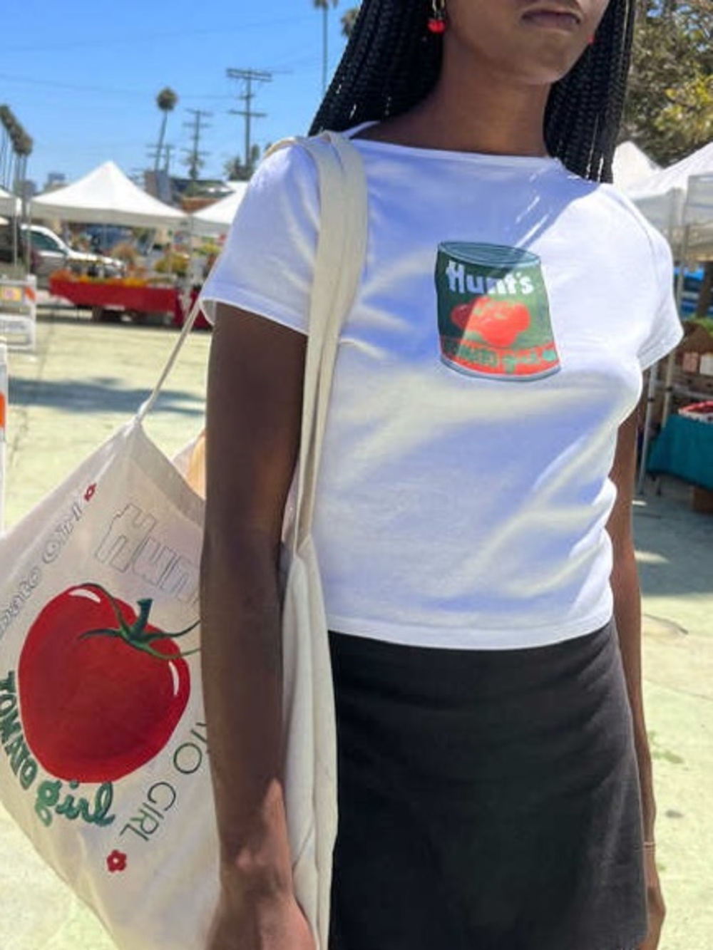 Lisa Says Gah x Hunts Tomato Alex Tee | Small - Picture 5 of 5